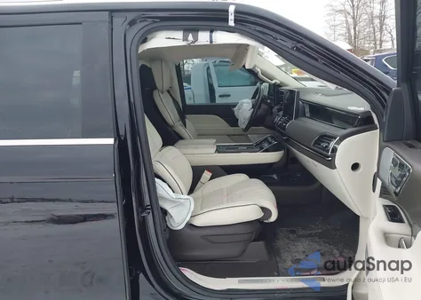 2023 Lincoln Navigator Black Label L z USA, uszkodzony, nr VIN 5LMJJ3TG7PEL07151